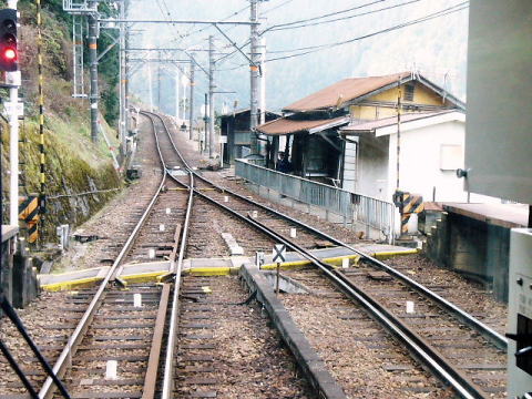 上古沢から極楽橋方面を見たところ